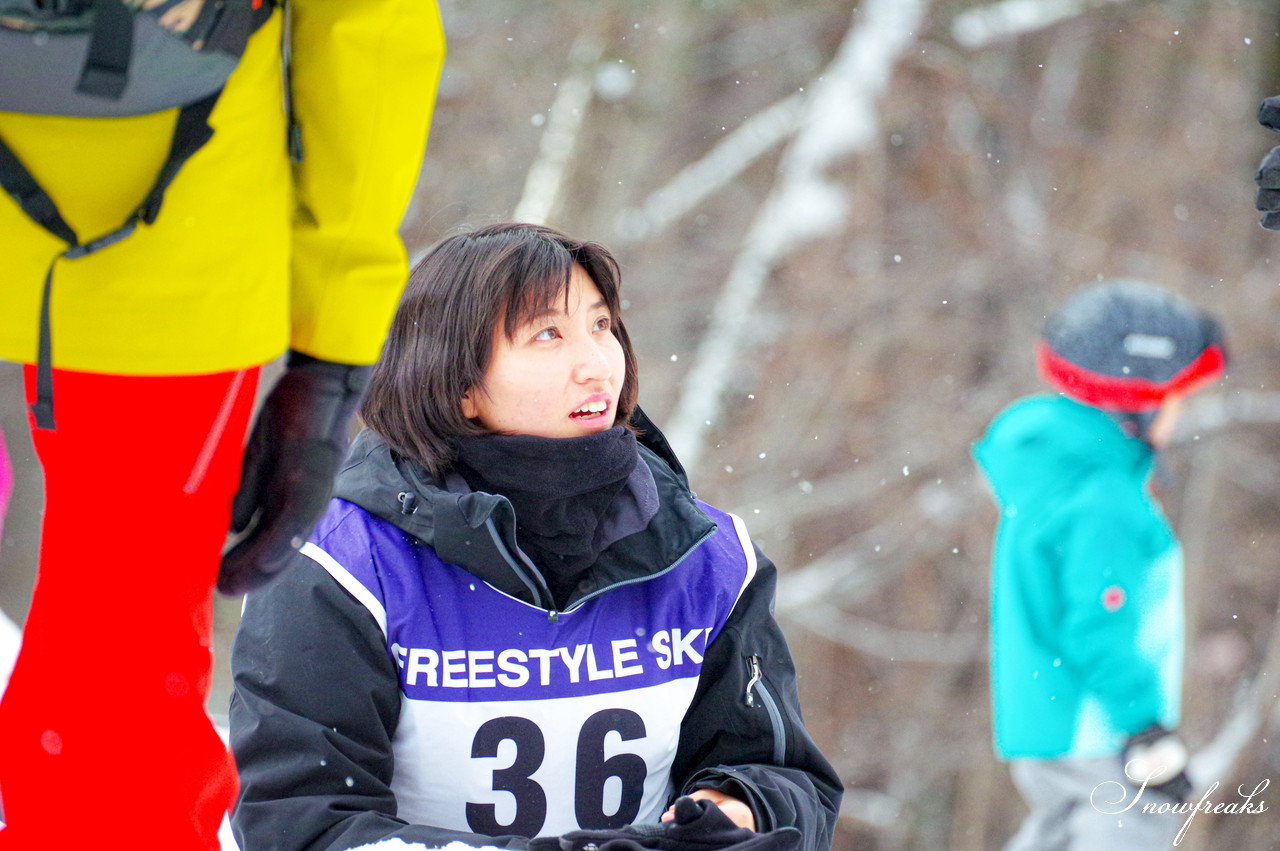 女子モーグルスキーヤー・畑田繭 -Mayu Hatada-　北海道を拠点に全国各地のモーグル大会を転戦する女性スキーヤーをご紹介します(^^)/